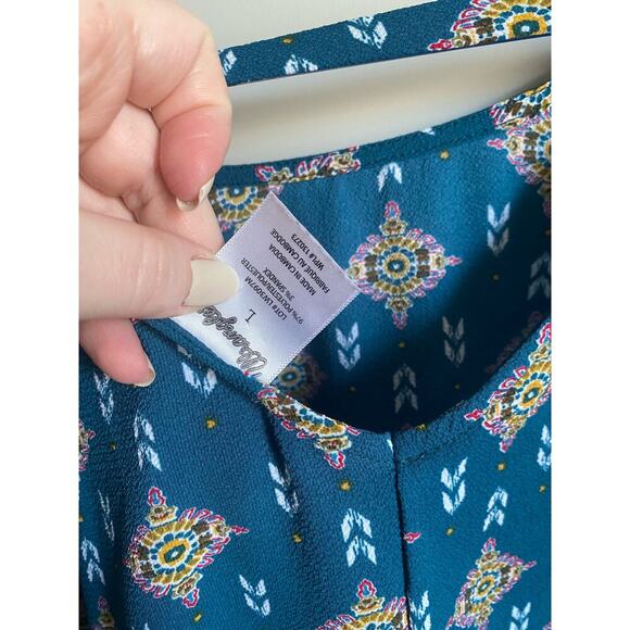 Wrangler Large Aztec Print with Fringe Sleeve Western Blouse - Picture 4 of 4